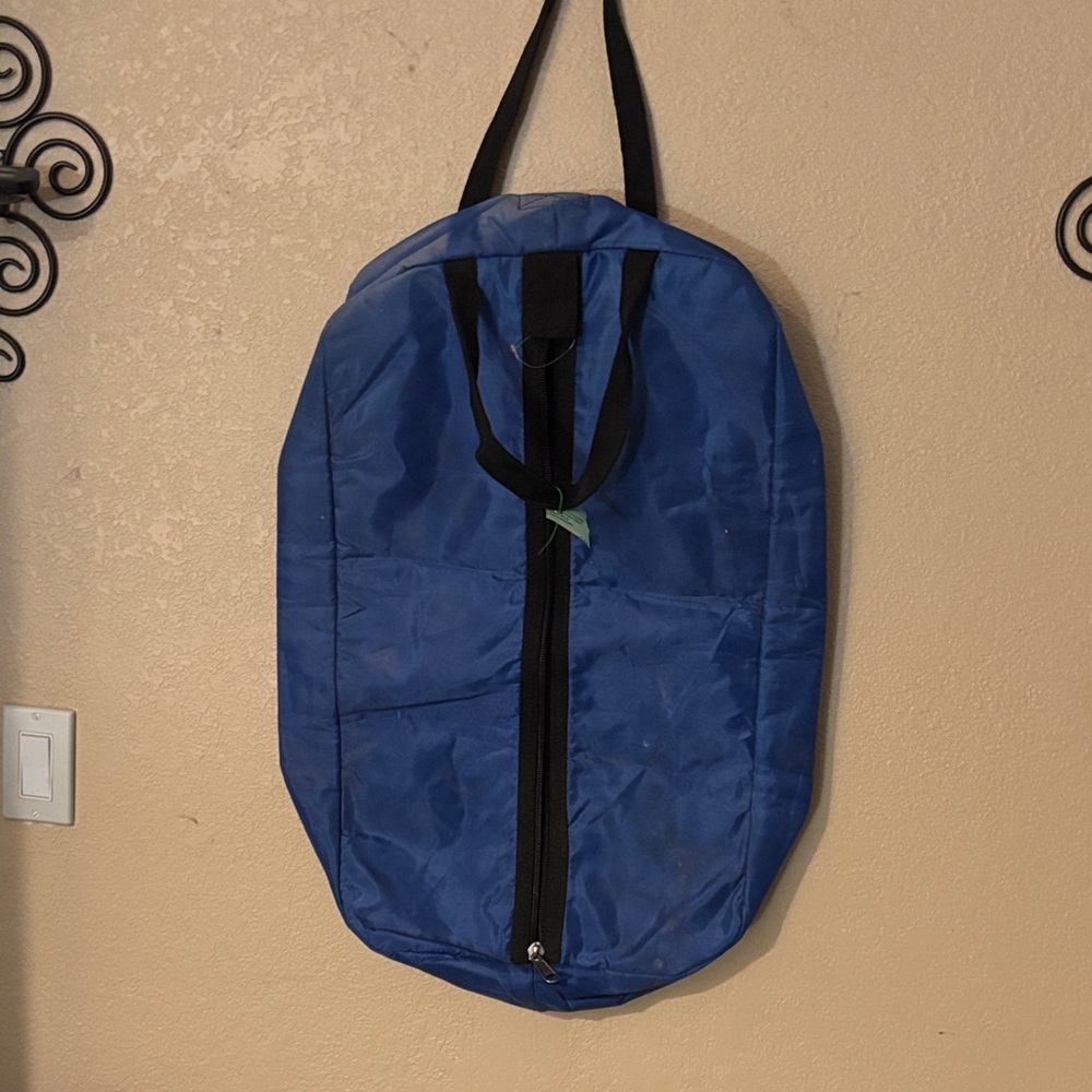 Blue bridle Bag for equines. Never used